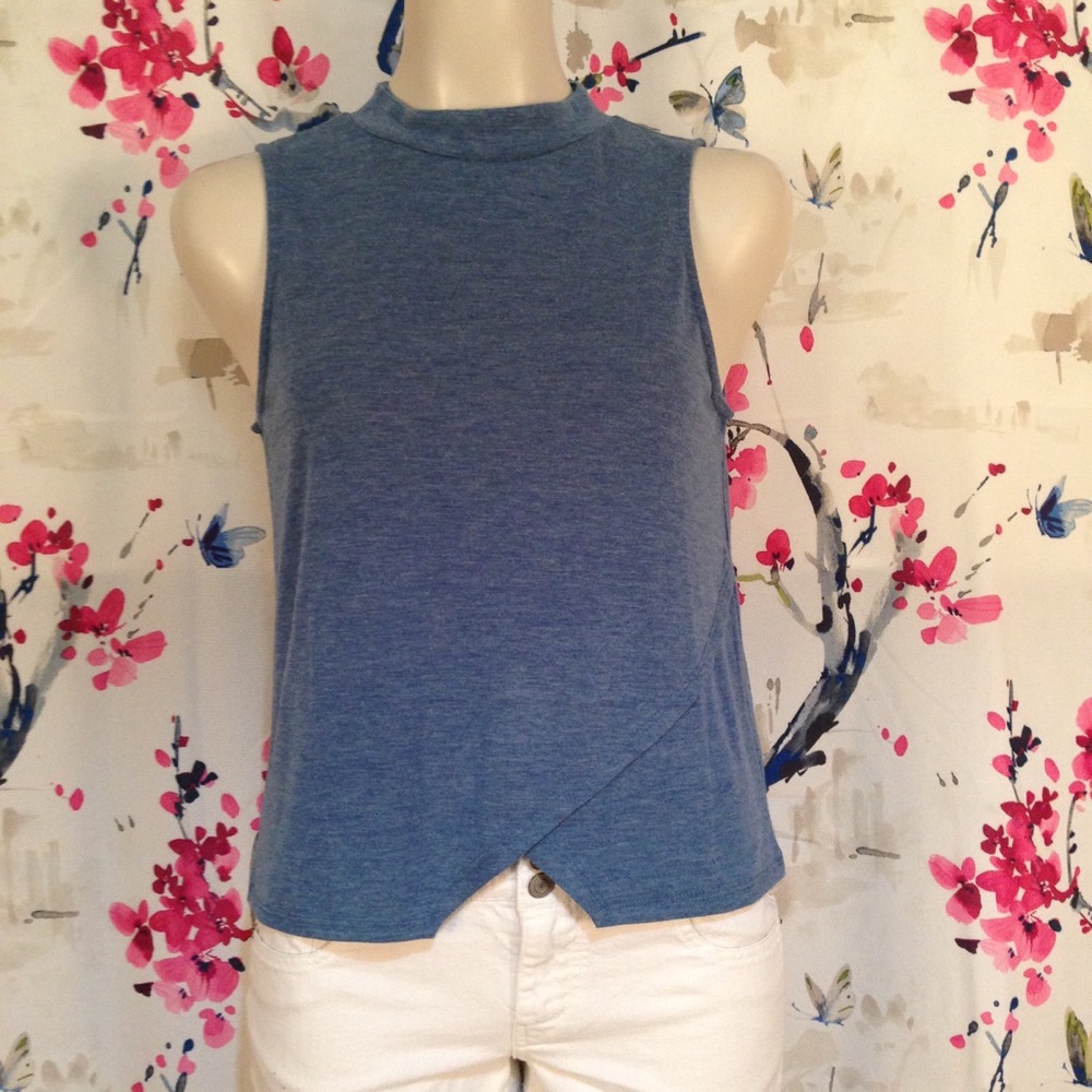 Tresics Blue Soft Sleeveless Top Size M - Picture 1 of 7